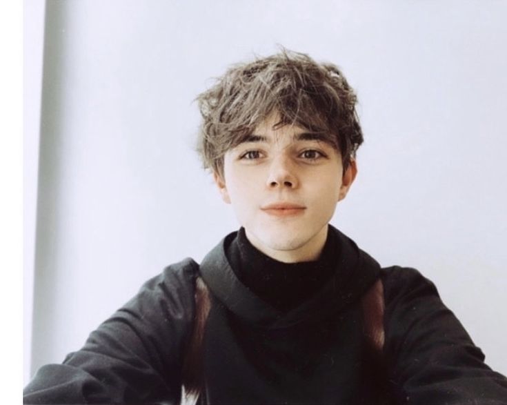 Jack Wolfe (Wylan) sera à la convention Shadow and Bone à Paris les 27 et 28 août 2022