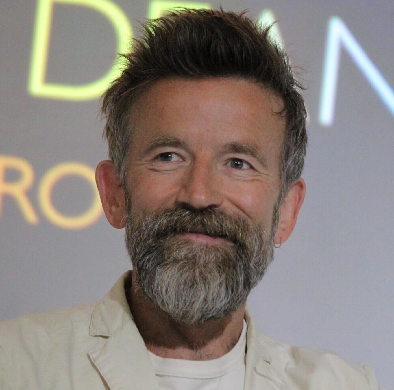 Dean Lennox Kelly