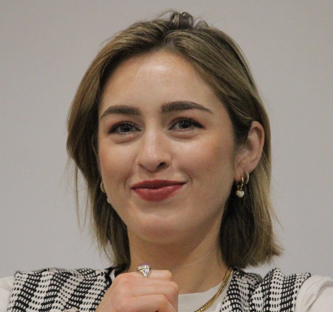 Danielle Galligan