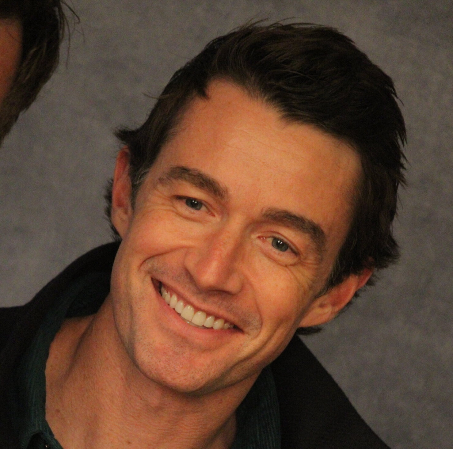 Robert Buckley