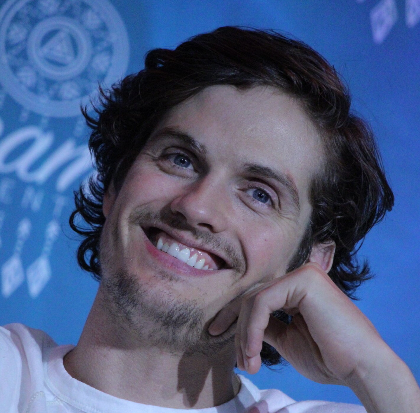 Daniel Sharman