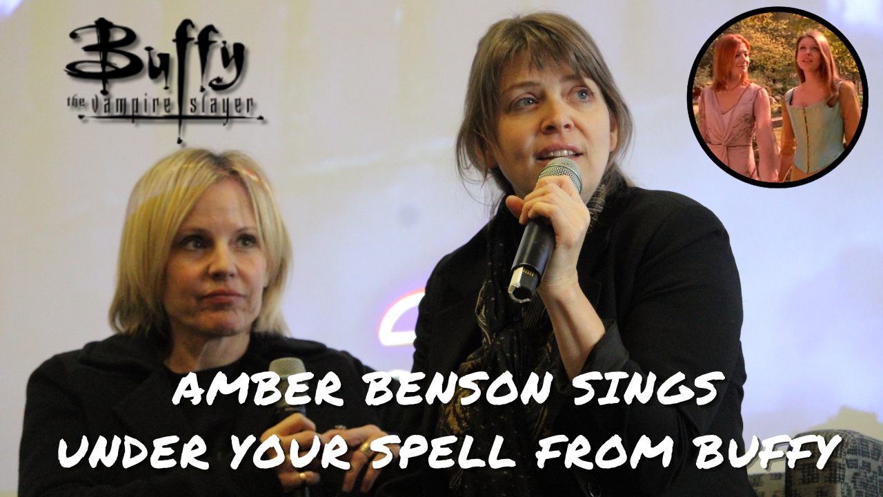 Amber Benson chante Under Your Spell, de l'épisode musical de Buffy the Vampire Slayer, en 2023