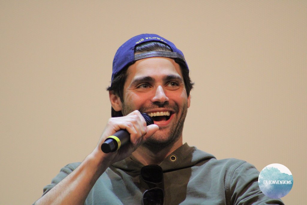 Matthew Daddario Shadowhunters convention