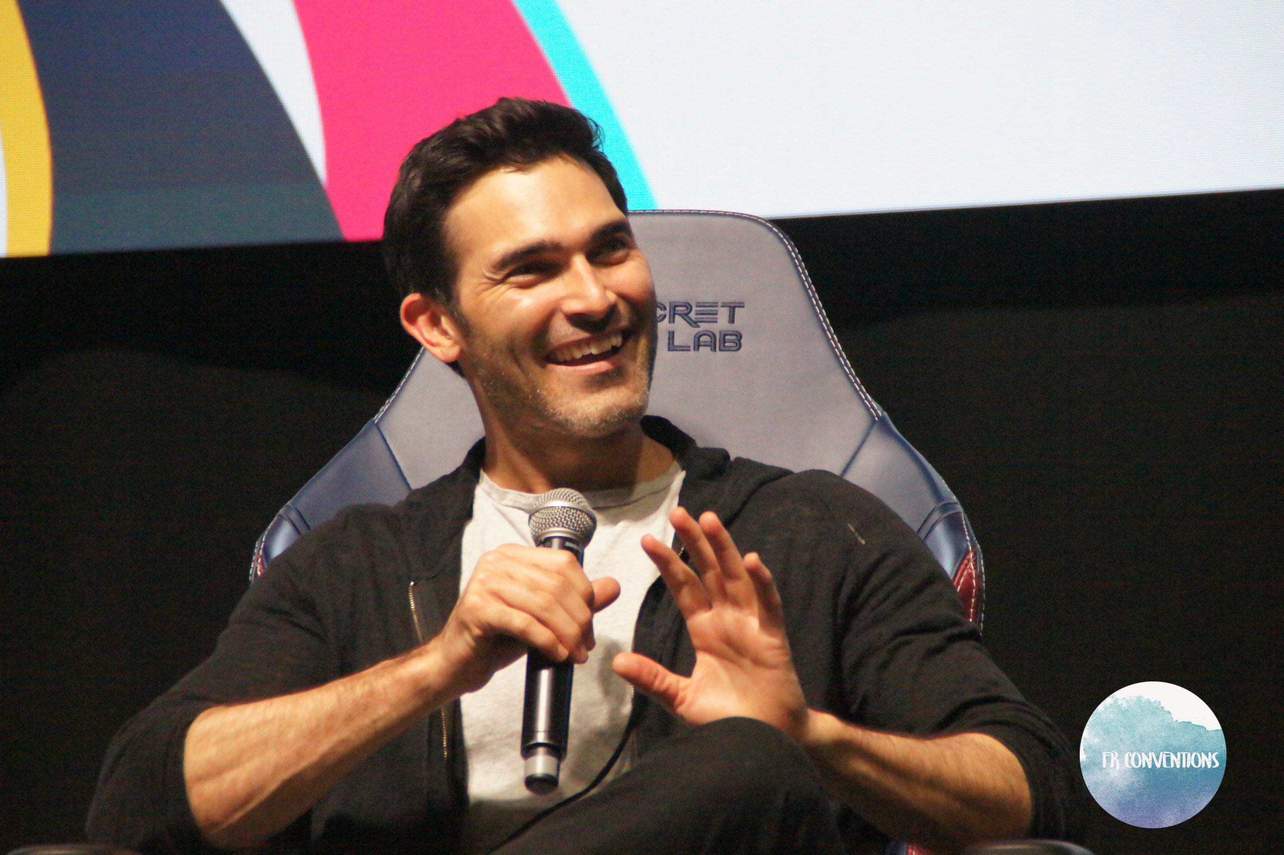 Teen Wolf :  Tyler Hoechlin (Derek Hale) sera en convention à Paris en 2023