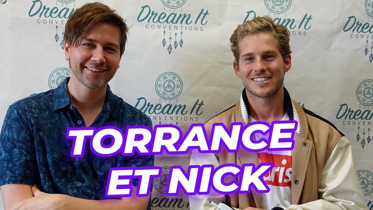 Reign : Torrance Coombs et Nick Slater testent leur amitié en interview !