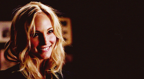 Caroline The Vampire Diaries TVD convention Candice King