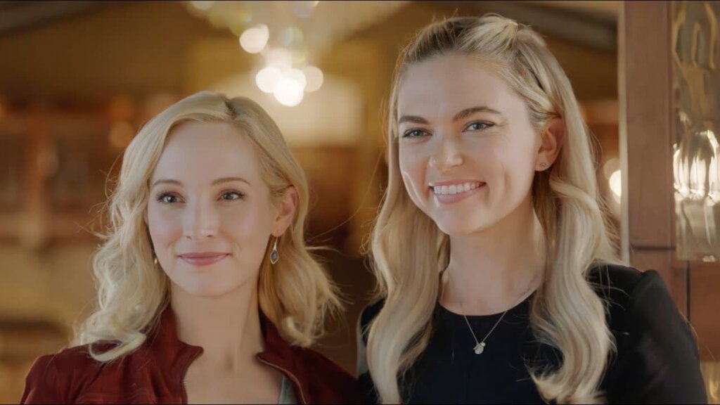 Le retour de Candice Accola dans le final de la série Legacies aura permis une réunion entre Caroline Forbes et sa fille Lizzie