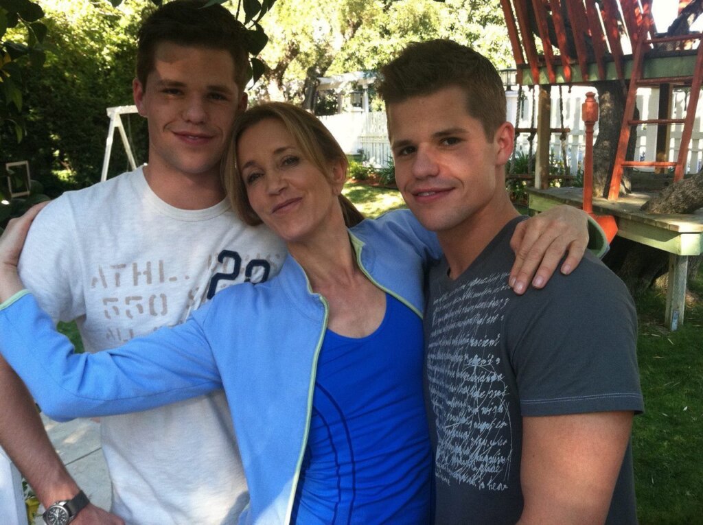 jumeaux scavo desperate houewives max carver 2024