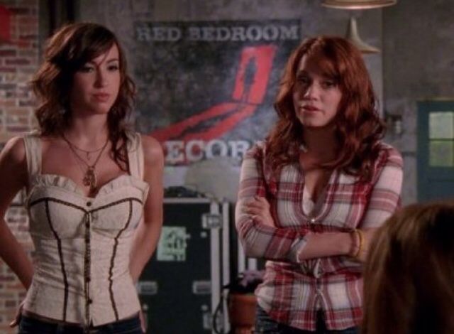 Kate Voegele (Mia) et Bethany Joy Lenz (Haley) parlent de la musique