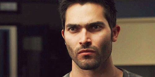 Tyler Hoechlin Derek Hale Teen Wolf
