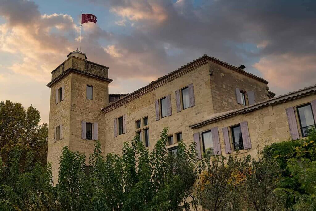 L'Institut Auguste Armand est en fait le Château de Calvières