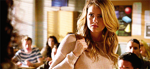 Shelley Hennig Teen Wolf convention