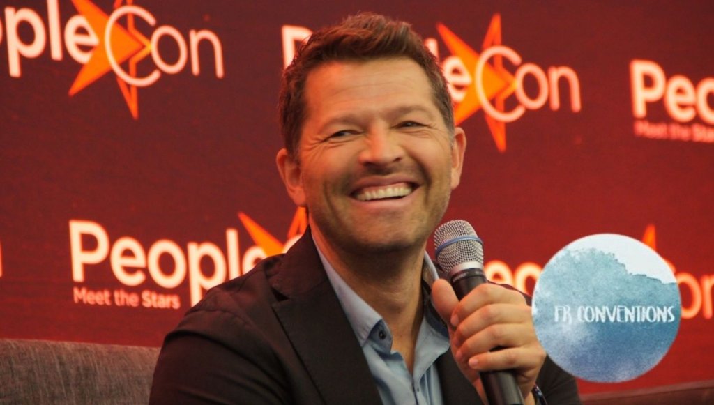 Misha Collins lors de son panel à la DLC4.