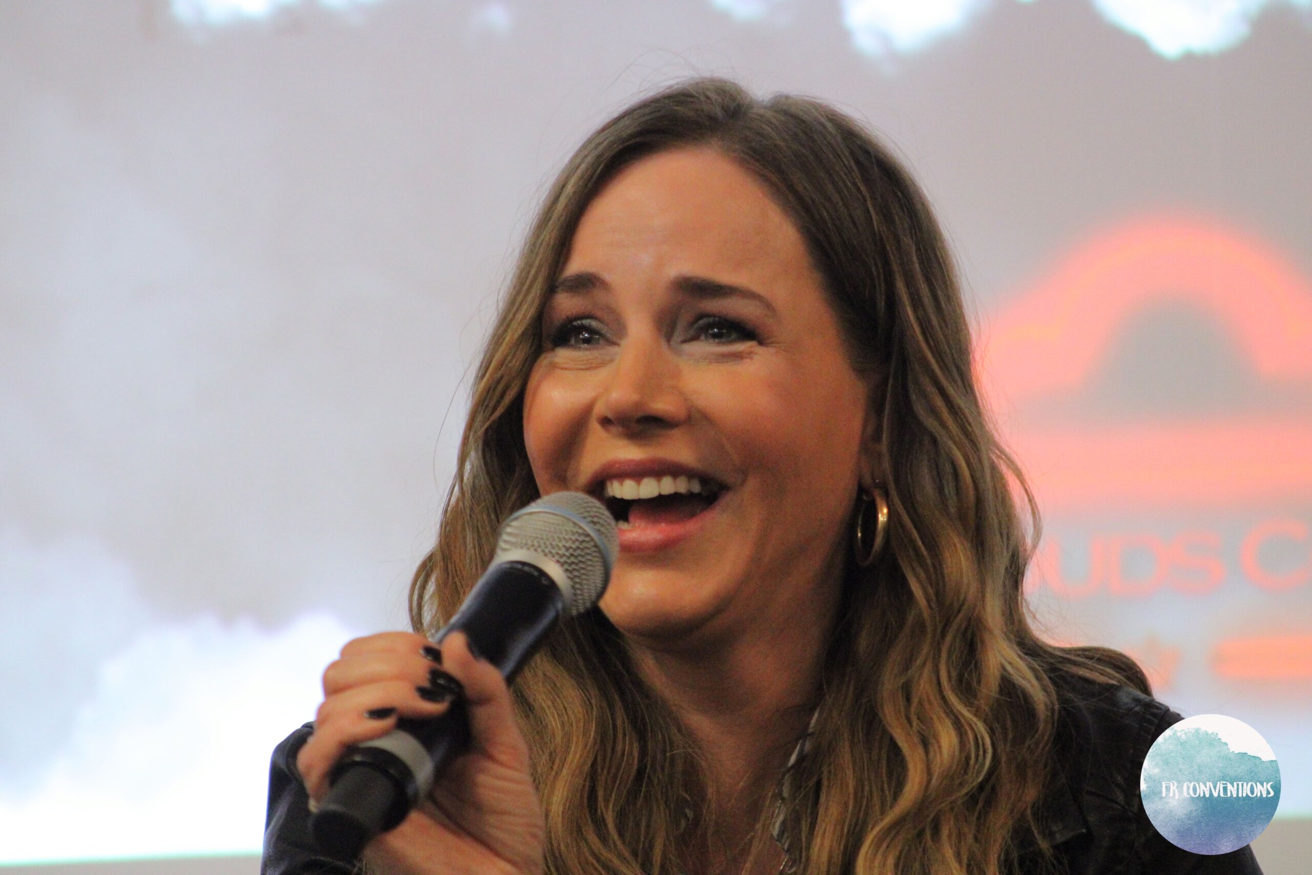 Julie Benz