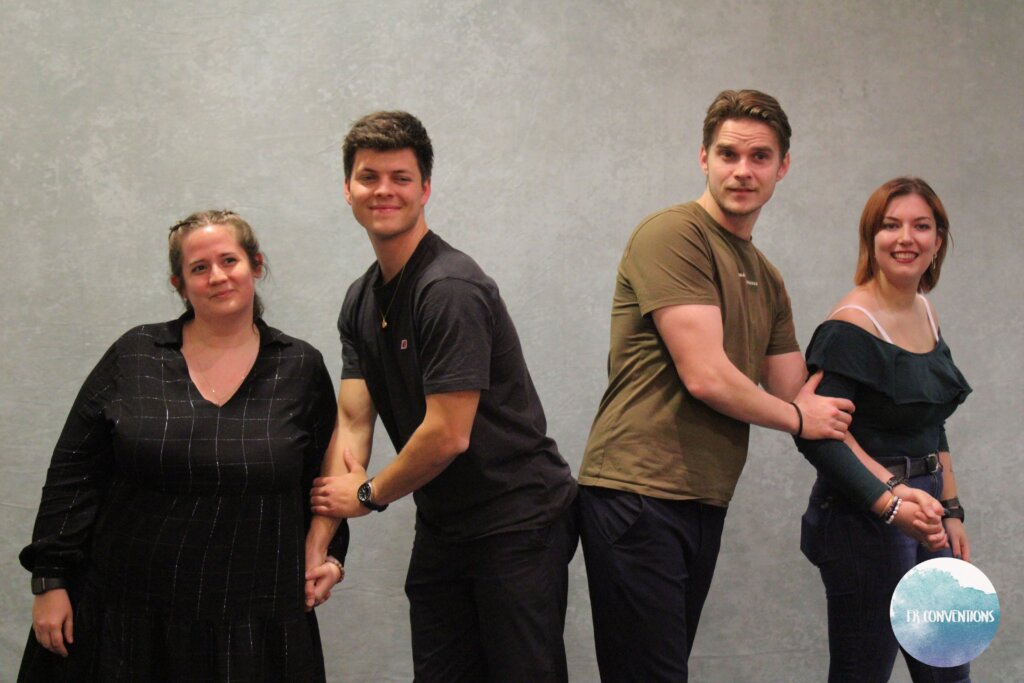 Alex Høgh Andersen (Ivar) et Marco Ilsø (Hvitserk) lors de la convention Vikings