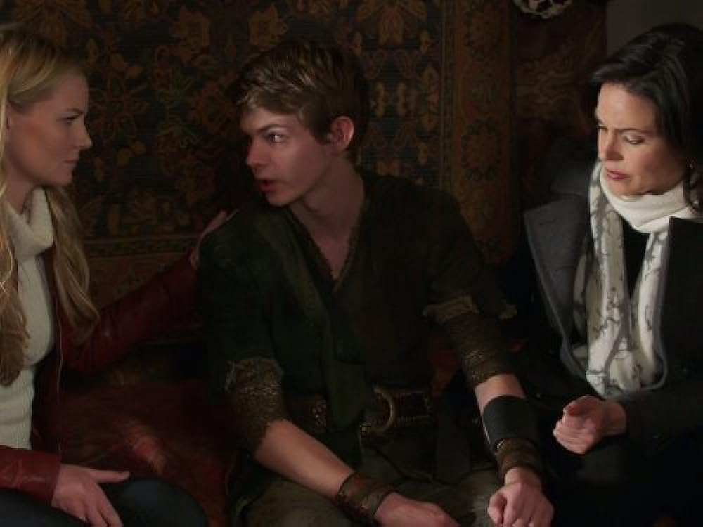 En octobre 2024, Robbie Kay retrouvera Jennifer Morrison lors de la convention dédiée à Once upon a time.