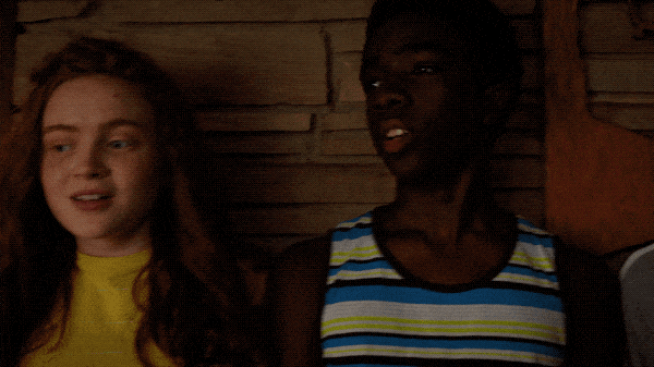Quel duo Stranger Things aimeriez-vous voir avec Caleb McLaughlin (Lucas Sinclair) ?